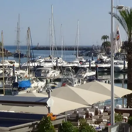 Marina Апартаменты *