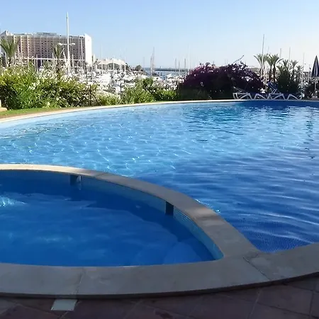 Διαμέρισμα Marina *