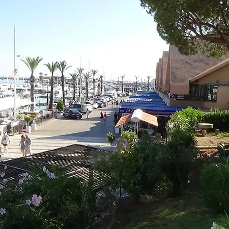 Apartment Marina *
