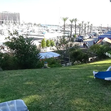 Marina *